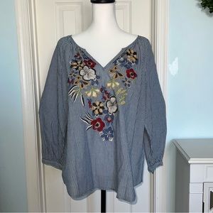 Velvet by Graham & Spencer Embroidered Stripe Top in Chambray size XL